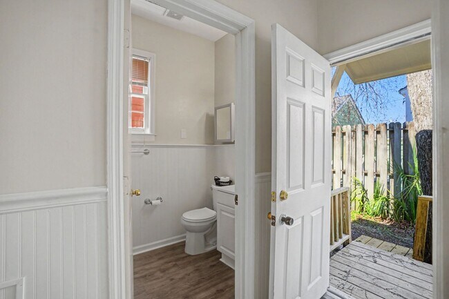 Photo - 552 E Macon St Unit 552 E Macon St