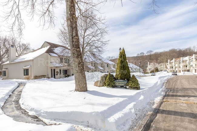 Photo - 85 N Main St Unit 115