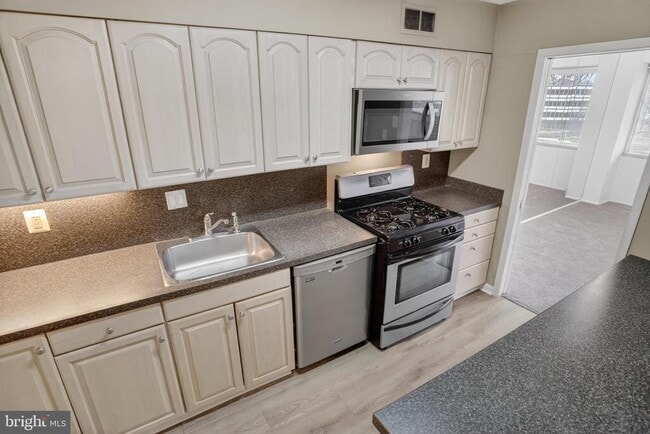 Photo - 4515 Willard Ave Unit 708S