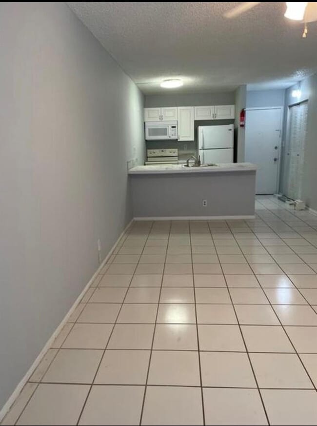 Photo - 2701 Riverside Dr Unit 107B