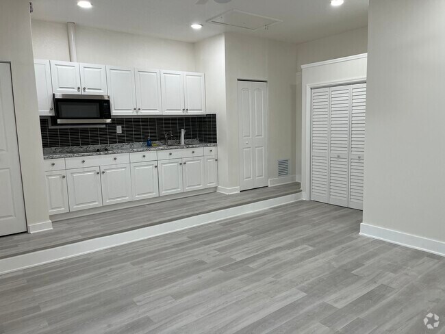 Building Photo - 22452 SW 103rd Ct Unit Studio Rental