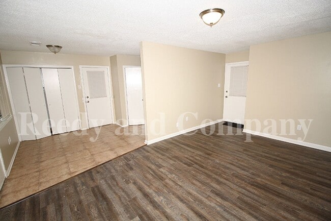 Photo - 5356 Lakeview Cove