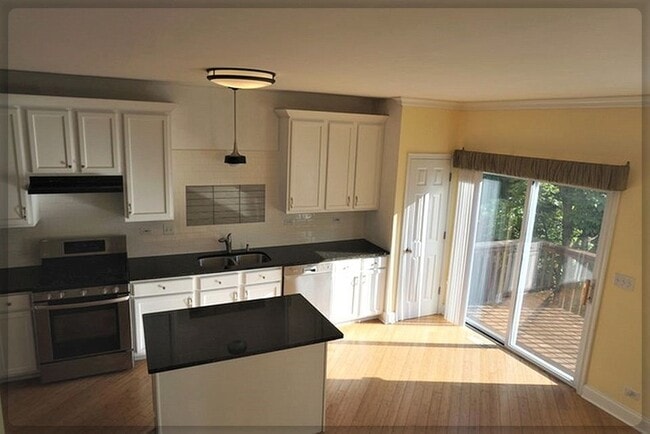 Photo - 125 Rachel Rd