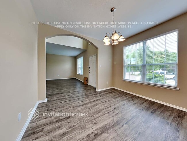 Photo - 1004 Colbert Dr