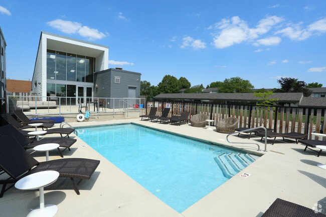 Building Photo - The Benchmark Apartments