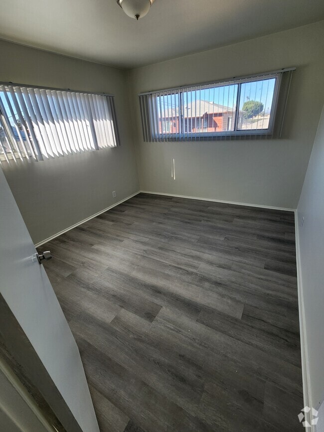 Building Photo - 7015 8th Ave Rental