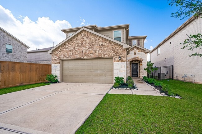 Photo - 1001 Laguna Cv Dr