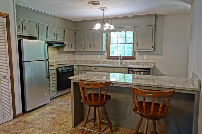 Photo - 4713 Wheaton Ln NW