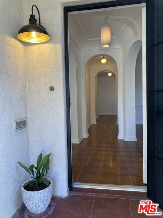 Photo - 1045 S Crescent Heights Blvd