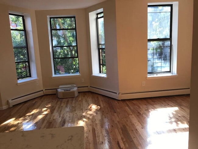 Photo - 507 W 173rd St Unit Great 2br Apt near train