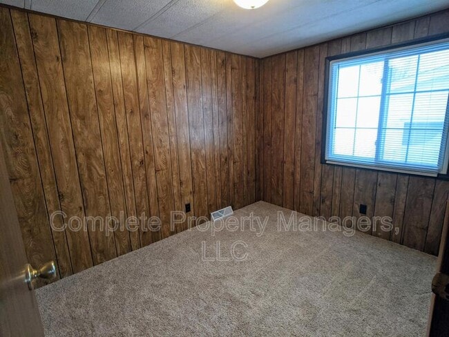 Photo - 1101 E 18 1/2 St