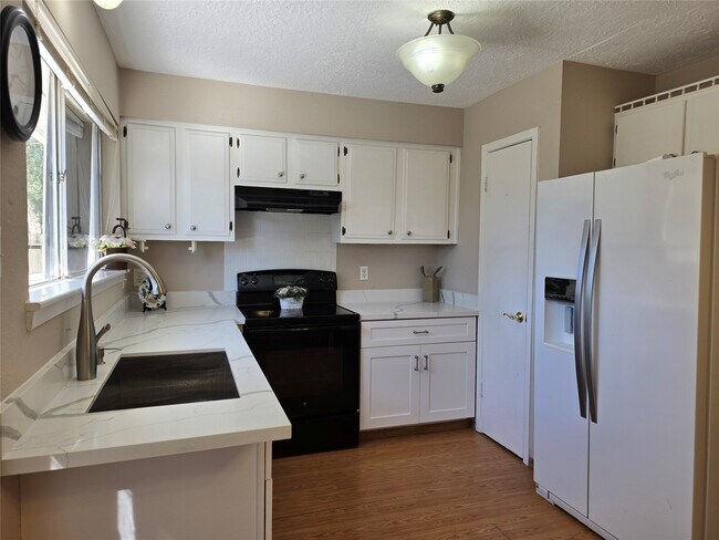 Photo - 16726 David Glen Dr