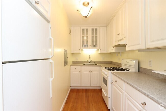 Building Photo - 24 Juniper St Unit 66 Rental