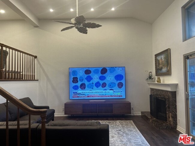 Photo - 7825 Seaglen Dr Unit 34