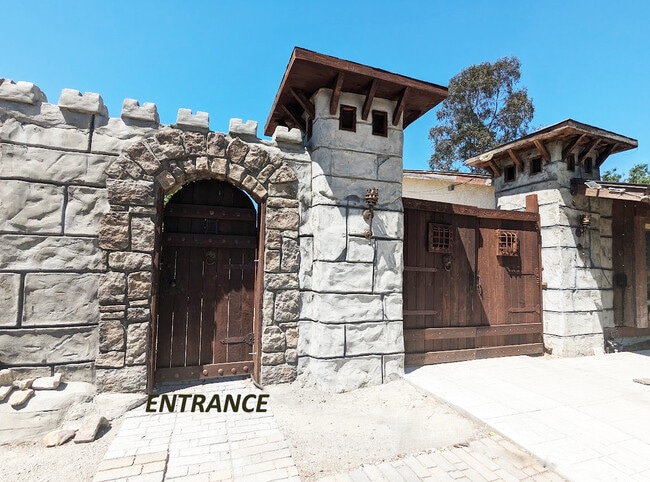 Entrada principal al patio - 13690 Westward Dr Unidad ADU