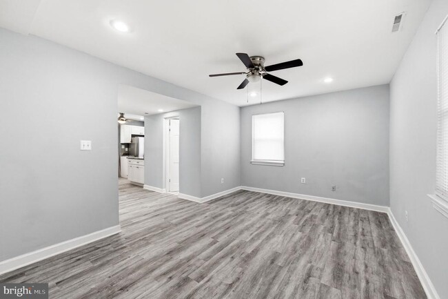 Photo - 4029 Grant St NE