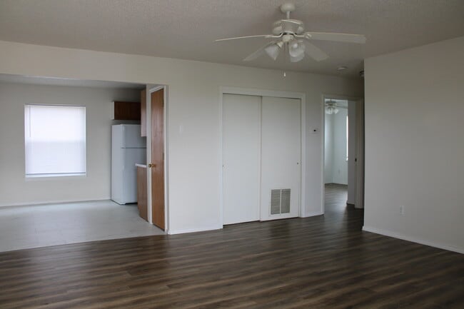 Photo - 102 Sweet Gum Unidad 102