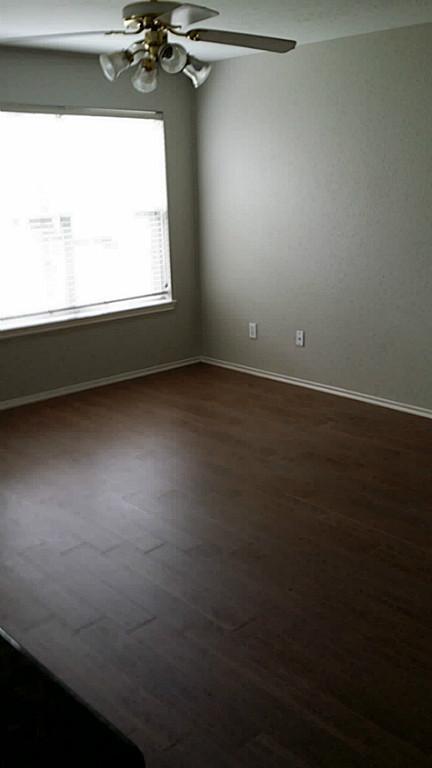 Photo - 46 Wineberry Pl