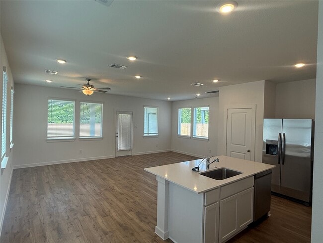 Photo - 1910 Olivos St