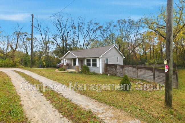 Photo - 3104 Husky Way