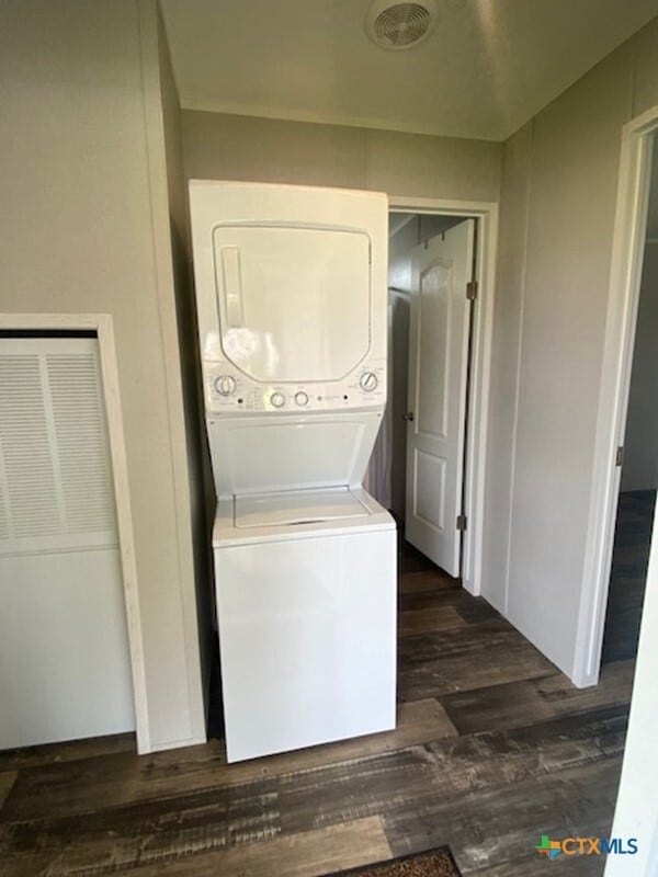 115 Cosey St
