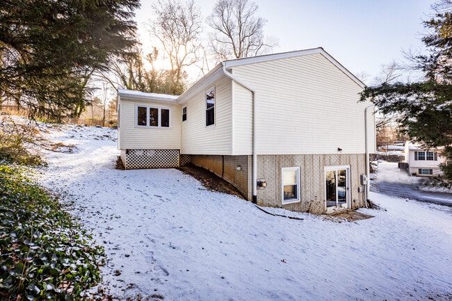 Photo - 6571 11th St