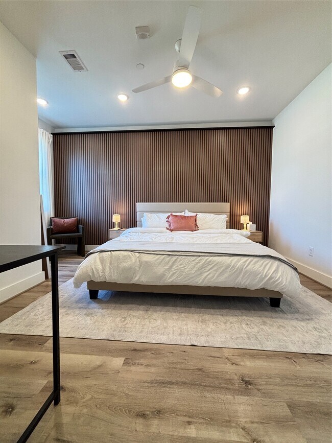 Photo - 3824 Fulton St Unit 112