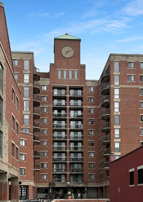 Building Photo - 15 N Beacon St Unit 208 Rental