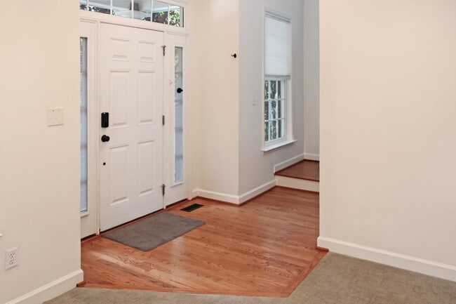 Photo - Garage townhome in Belvedere