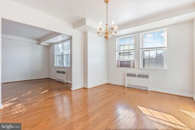 Photo - Spacious Tuscany/Canterbury 1bd/1ba Condo with W/D! Available 8/14