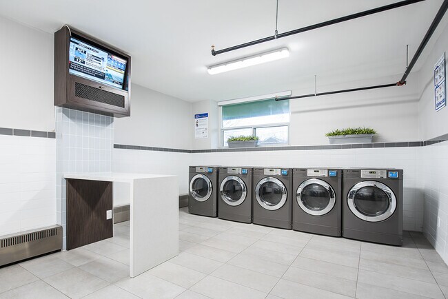 Photo - 145 Cosburn Avenue