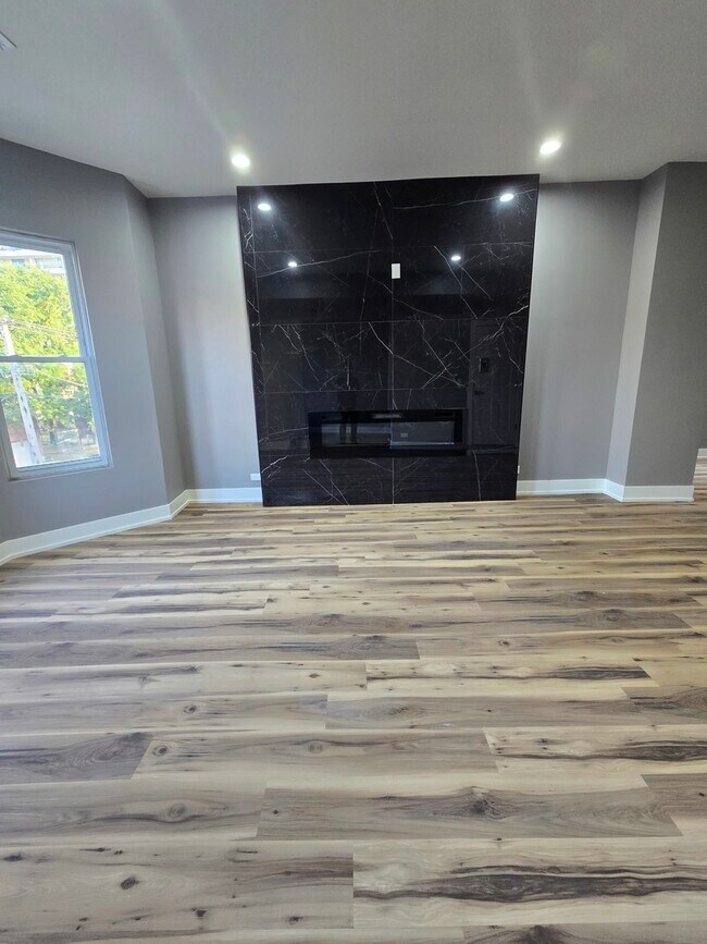 Photo - 3732 S Calumet Ave Unidad 2