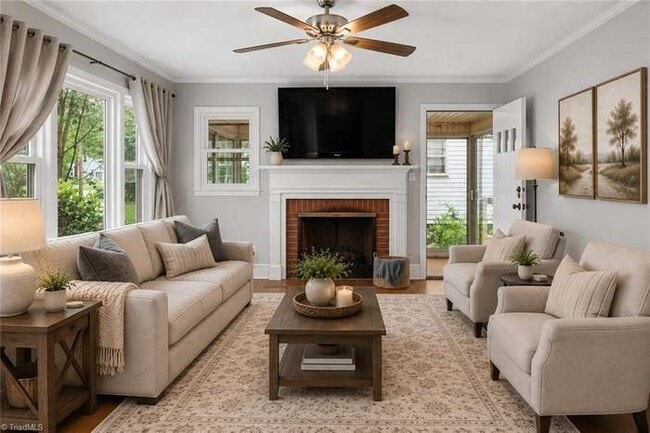 1210 Martin St