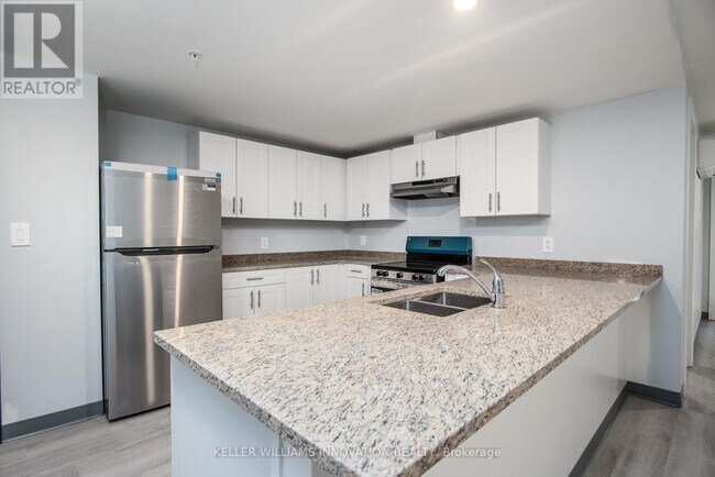 Photo - 10 Queen St Unit 002
