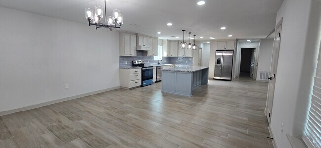 Photo - 3809 Buddy Owens Blvd