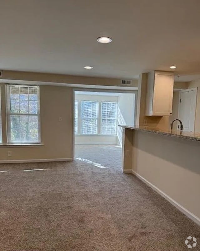 Building Photo - 6335 Greenfield Rd Rental