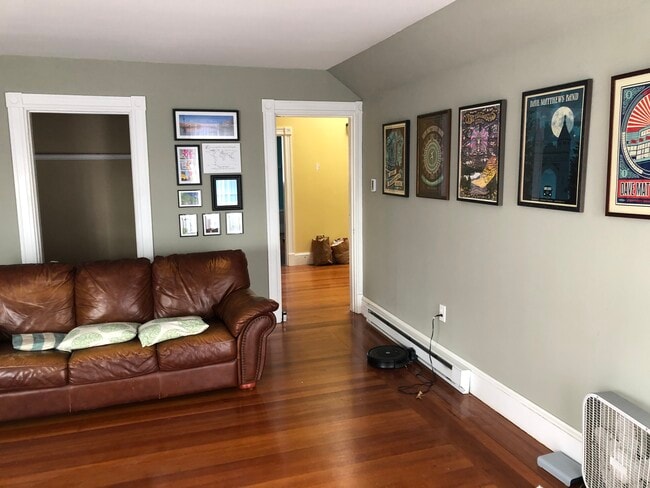 Family Room - 40 Walpole St Unit 3