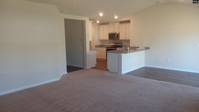 Photo - 425 Misty Knl Dr