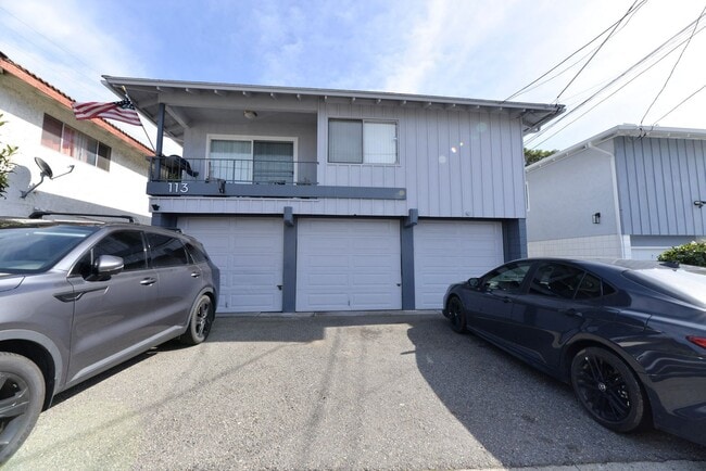 Building Photo - 113 Avenida Algodon Unit Apt B