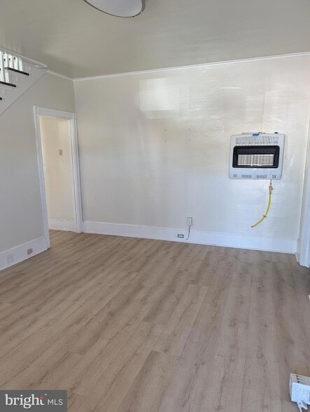 Photo - 4 E Lawton St