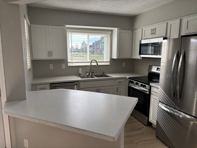 Photo - 1050 Captains Brg