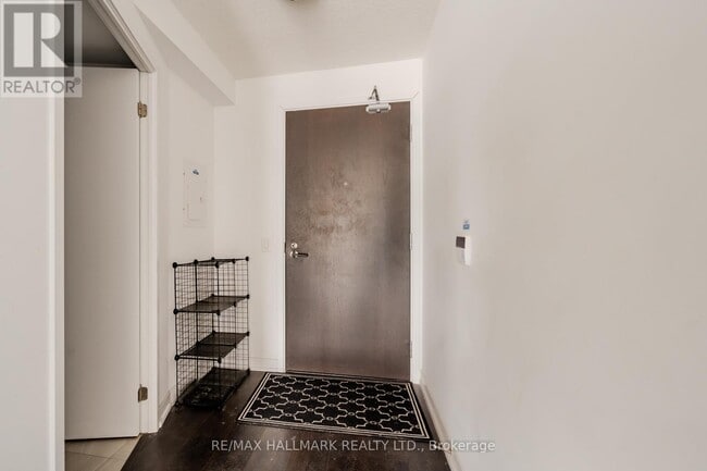 Photo - 219 Dundas St E Unité 1202