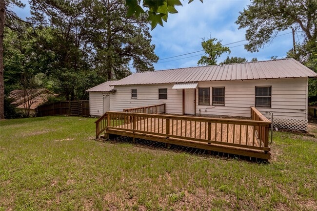 Photo - 2538 Sycamore Ave