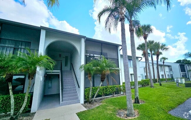 Building Photo - 1002 Green Pine Blvd Unit H2 Rental