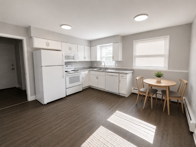 Building Photo - Charming 1 Bed / 1 Bath Ground Floor Unit 2