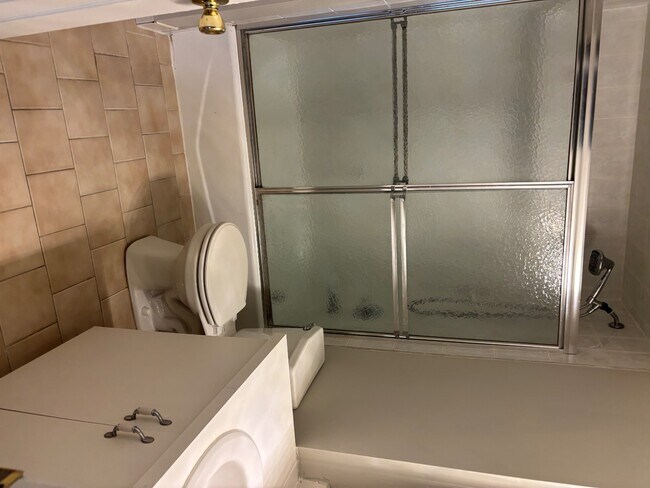 Photo - 24 Shiel Ave Unit 1