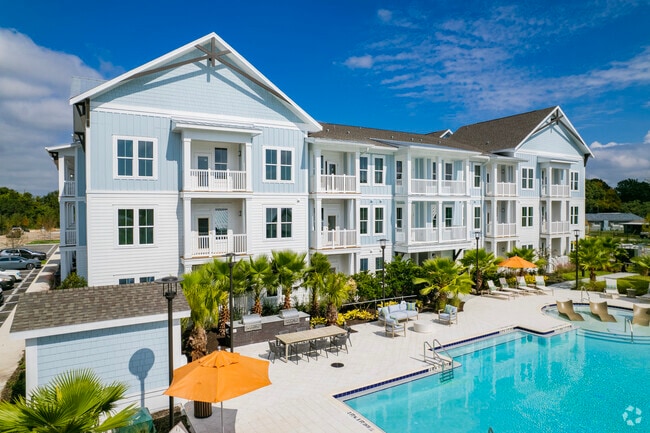 Piscina - 502 W McCoy St Tampa, FL, 33616