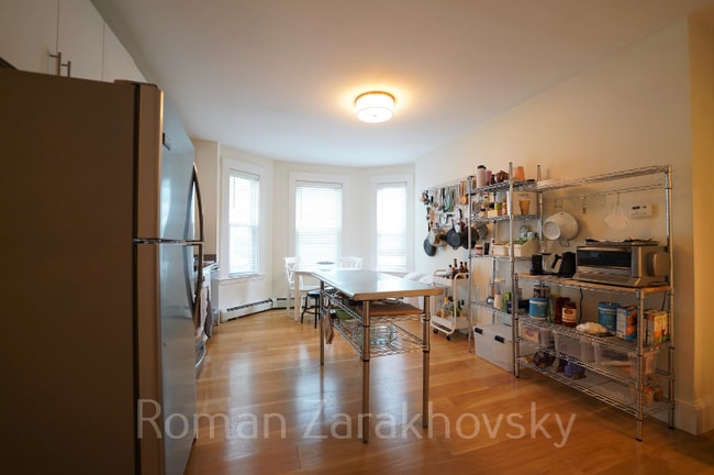 Photo - 319 Columbia St Unidad 1