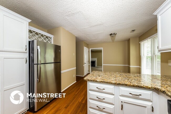 Photo - 7141 Avenbury Cir