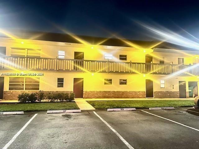 Photo - 4169 SW 67th Ave Unidad 112A Rental